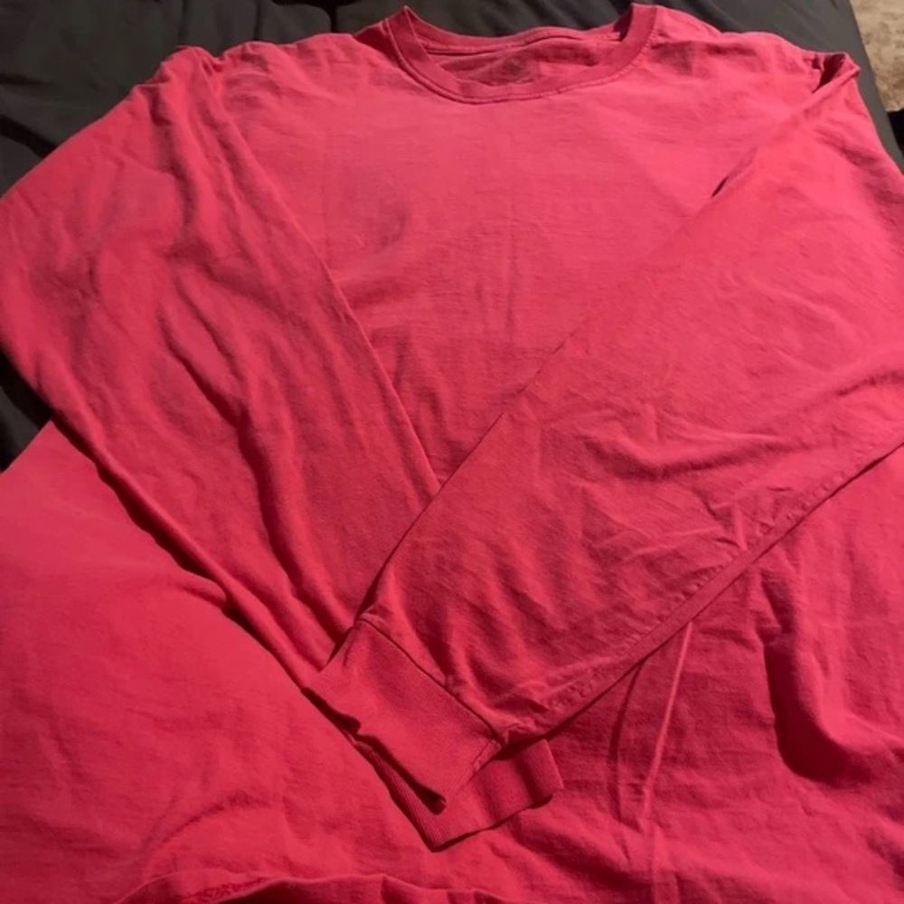 True Religion Long Sleeve Crewneck in Bright Pink